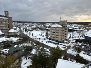 何事もなかったような和倉温泉の雪景色